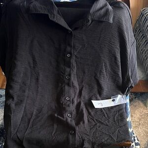 Women’s Black Shirt